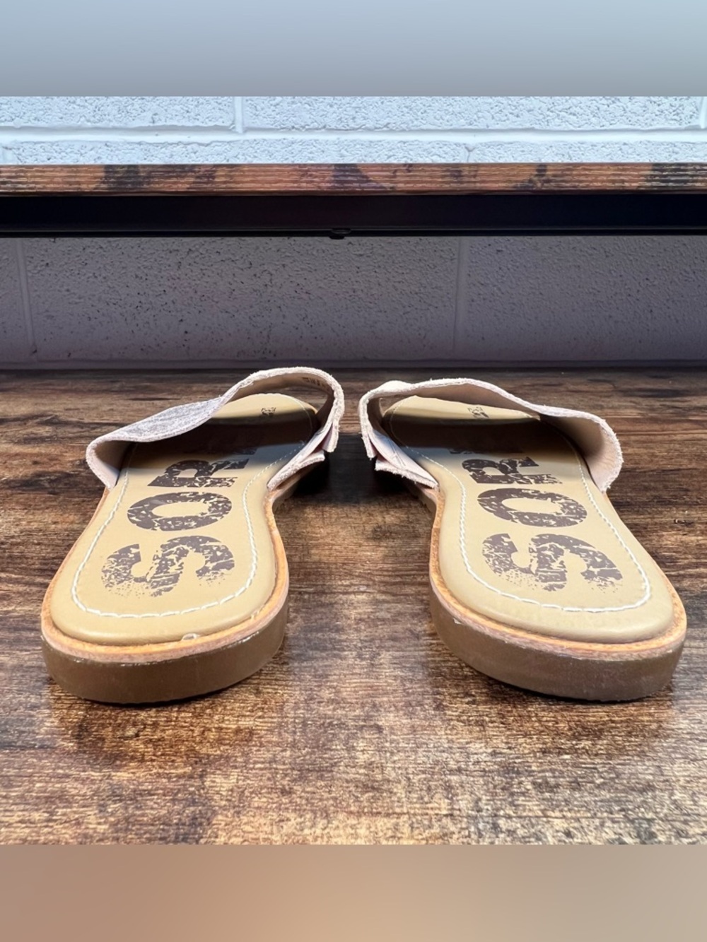 Sorel Two Tone Slide Sandals Metallic Bronze Beige Suede Casual Flat Women's 9 - Picture 4 of 10